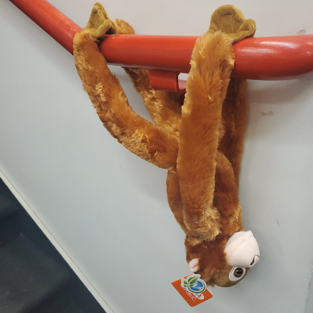 Hanging Orangutang