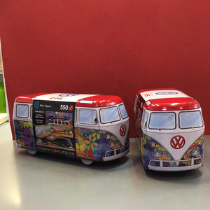 VW Bus puzzle in Tin. 550 piece
