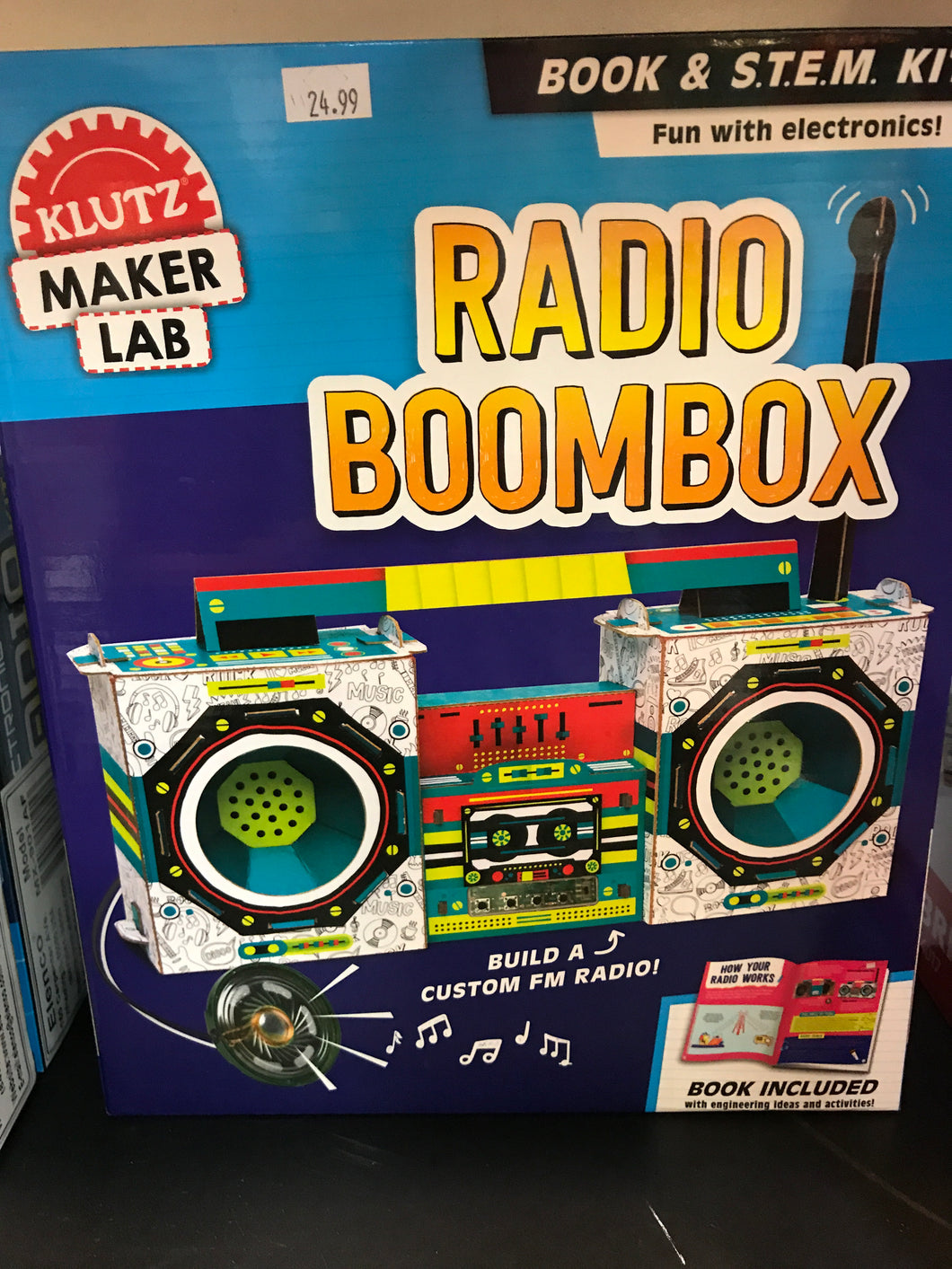 Klutz - Radio Boombox (book and S.T.E.M. Kit)